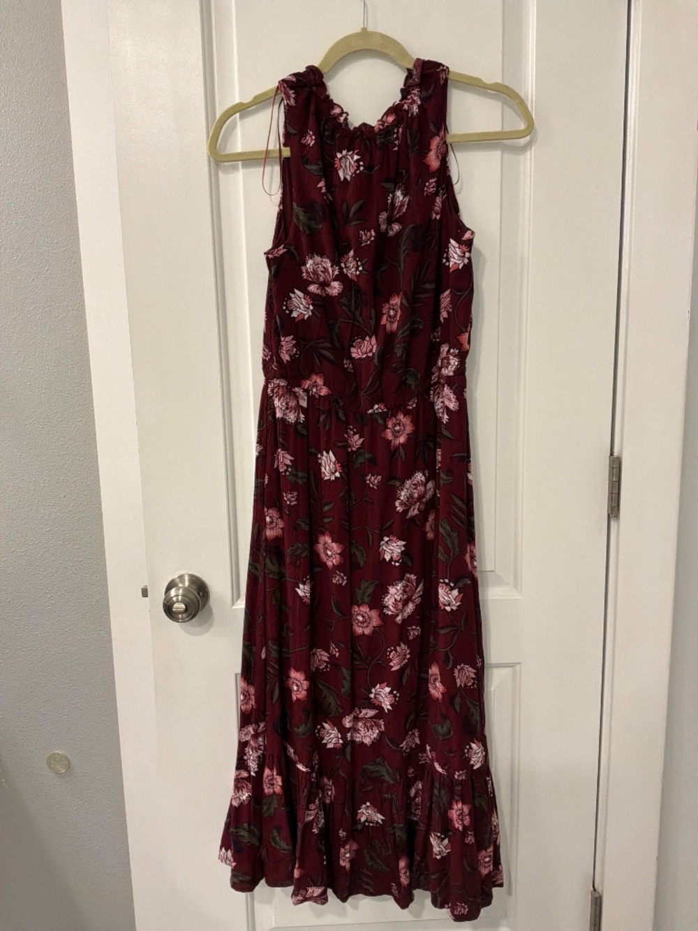 Dip Floral Dress - Picture 2 of 3
